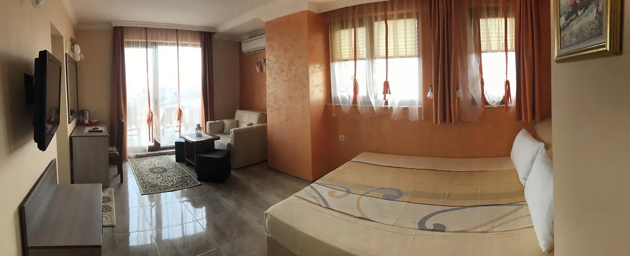 Family Hotel Radiana Szozopol